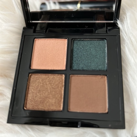 New Lancôme Sample Makeup Set - Picture 3 of 6